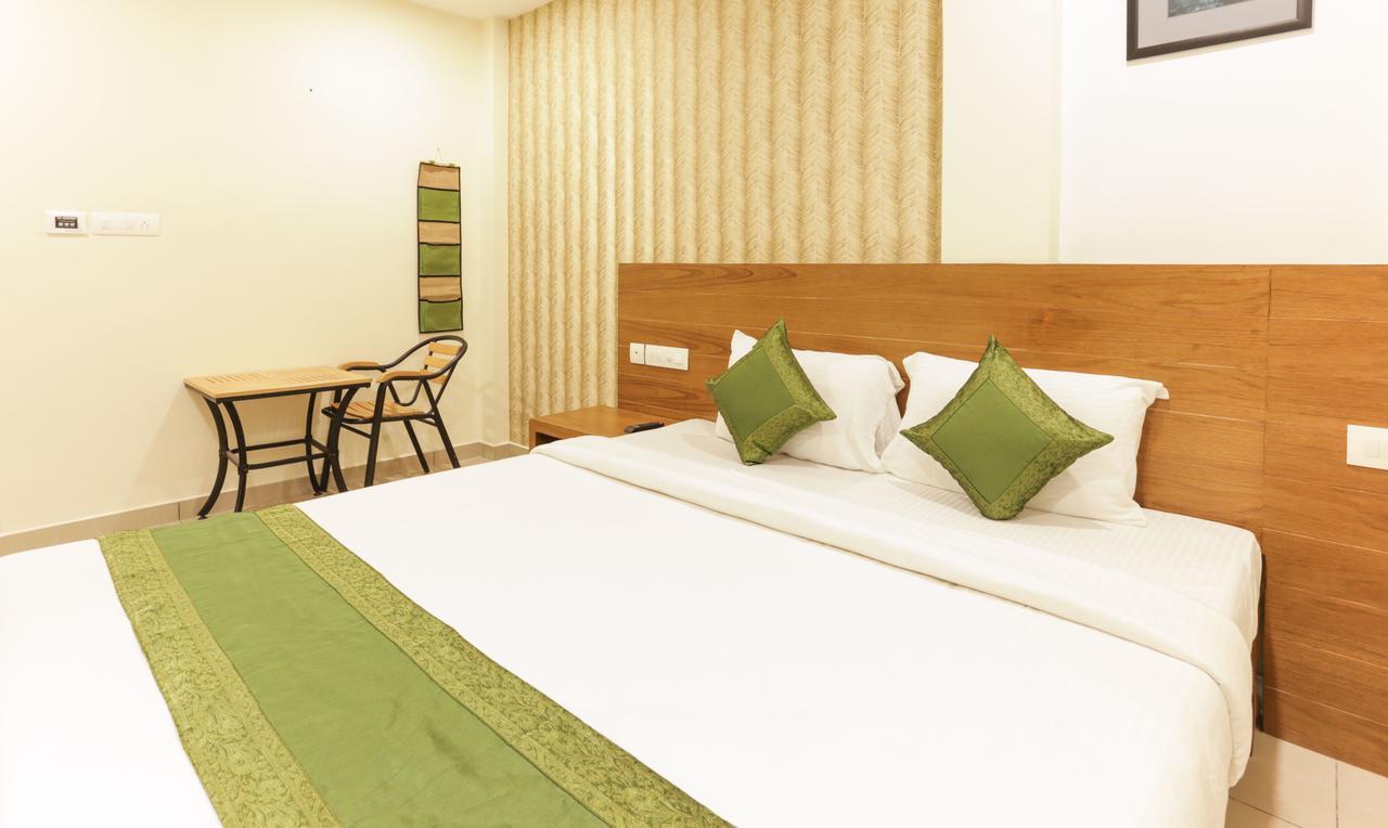 Treebo Trend Cmks Gulmohar Suites Kochi المظهر الخارجي الصورة